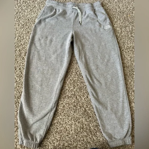 The North Face Gray Women's Essential Relaxed Straight Joggers - Picture 3 of 6